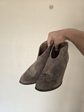 Ariat Grey Suede Ankle Boots